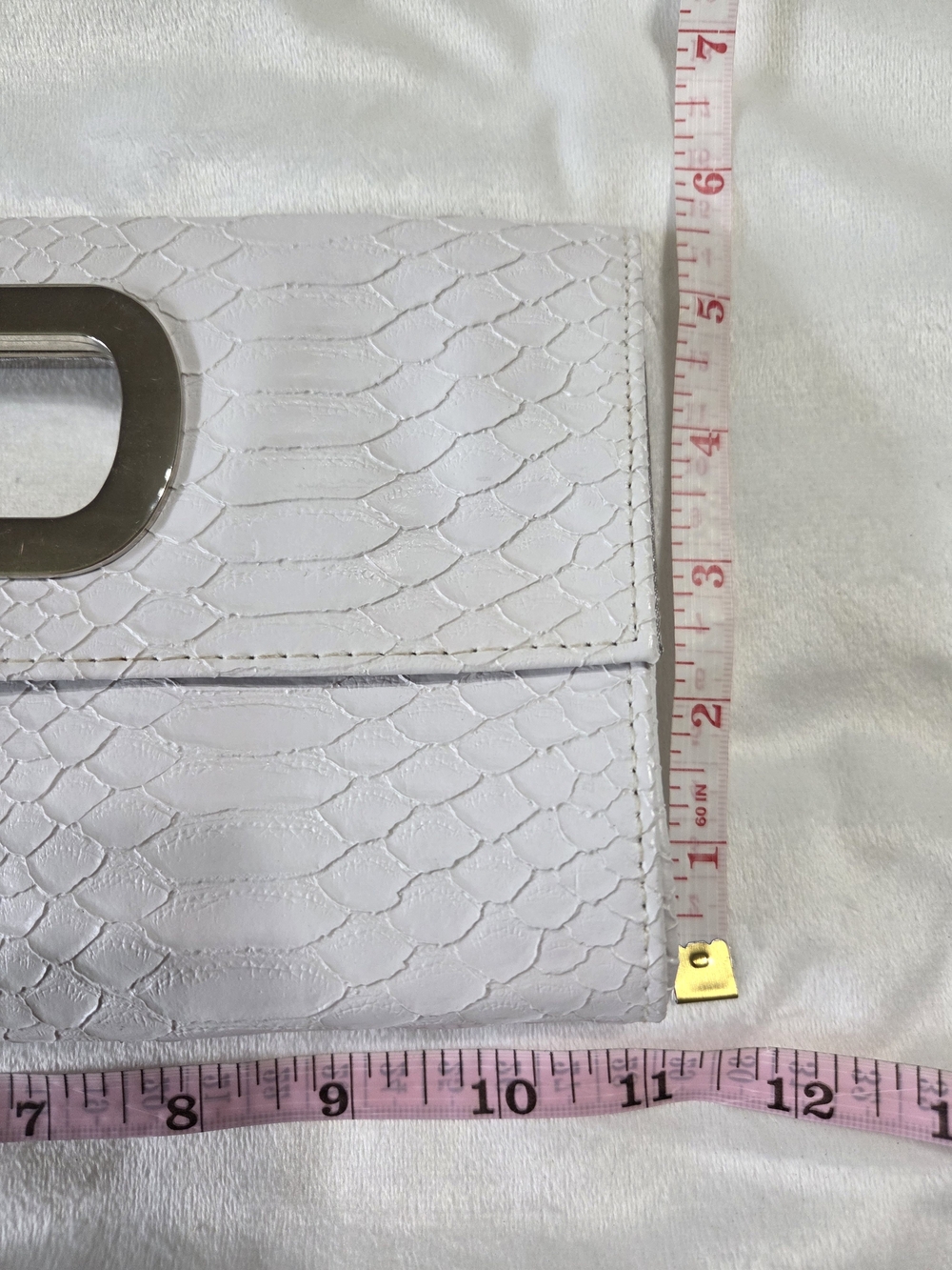 White Textured Faux-Snake Envelope Clutch with Metallic Handle Magnetic Closure - Picture 7 of 10